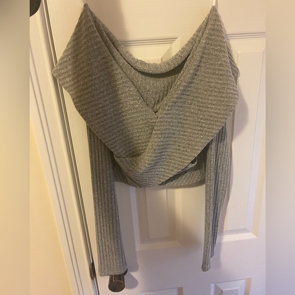 Wilfred free cropped long sleeve sweater - Picture 3 of 3